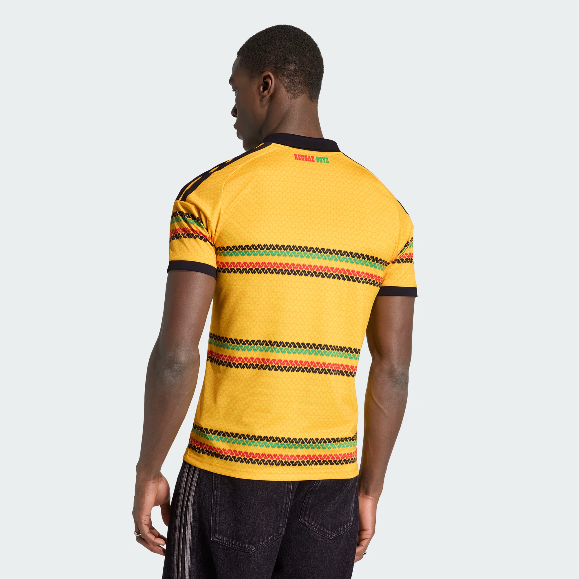Jamaica_26_x_Bob_Marley_Home_Jersey_Yellow_KD0959_23_hover_model